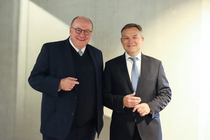 NETZSCH CEO Felix Kleinert Hands over the Baton to Andreas Denker